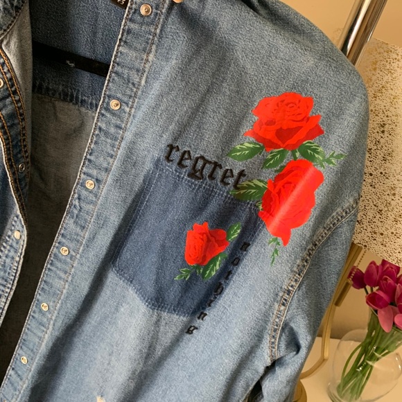 H&M shirt - Picture 3 of 3